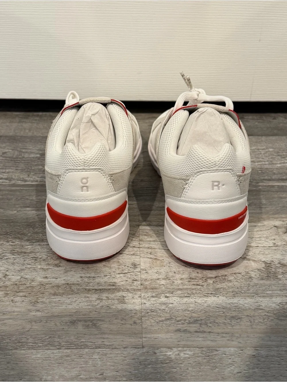 On NWB Roger Clubhouse Tennis Shoe, men’s 8.5
